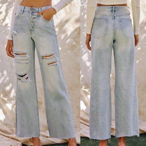 NEW Kancan Ryland Ultra High Rise 90's Wide Leg Distressed light wash Denim Jean